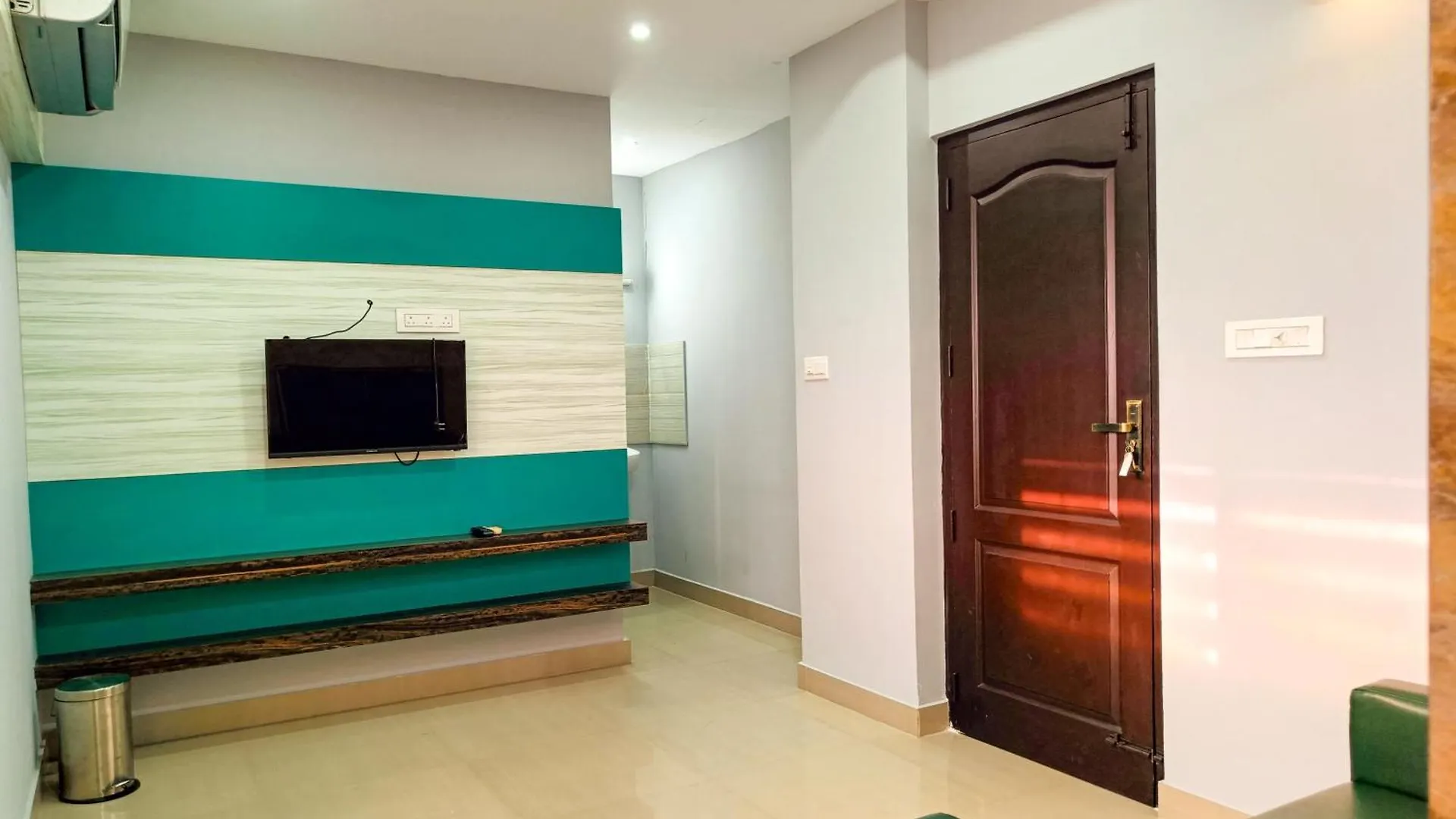 ホテル Nexstay Moments Inn Thrissur